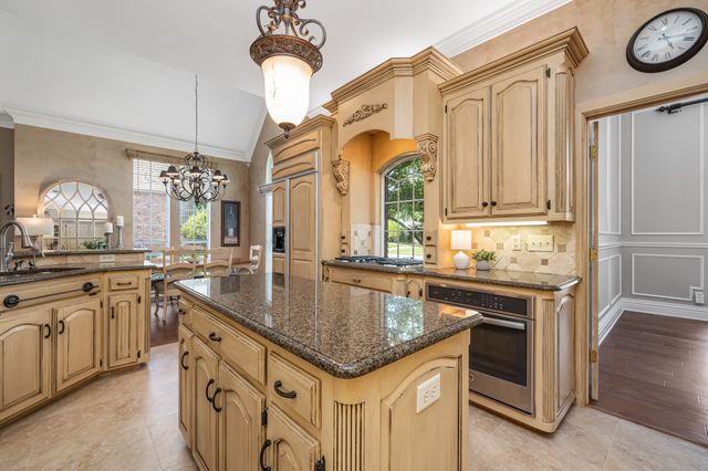 6300 Connie Lane, Colleyville, TX 76034