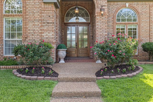 6300 Connie Lane, Colleyville, TX 76034