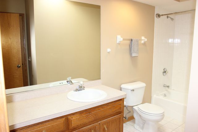 4432 143rd Street, Crestwood, IL 60418