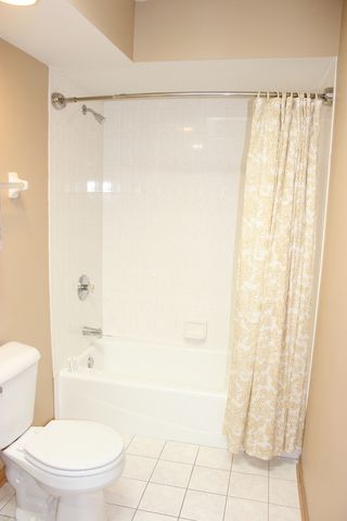 4432 143rd Street, Crestwood, IL 60418