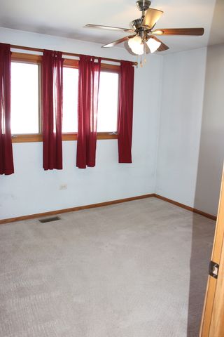 4432 143rd Street, Crestwood, IL 60418