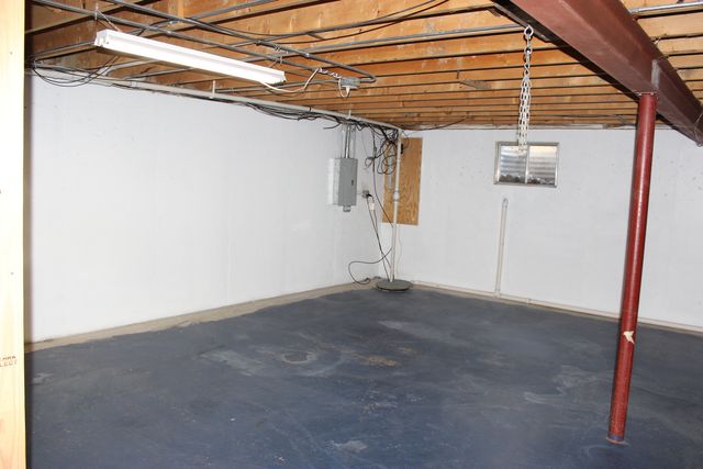 4432 143rd Street, Crestwood, IL 60418