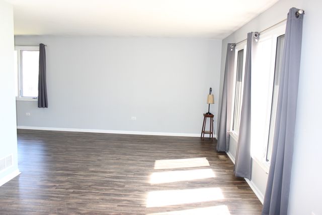 4432 143rd Street, Crestwood, IL 60418