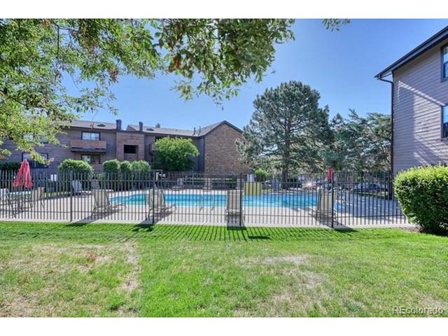 209 Wright St 1-302, Lakewood, CO 80228