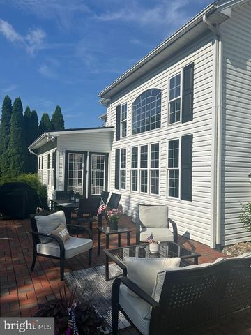 2332 OCRACOKE ISLAND COURT CT #86, Chambersburg, PA 17202