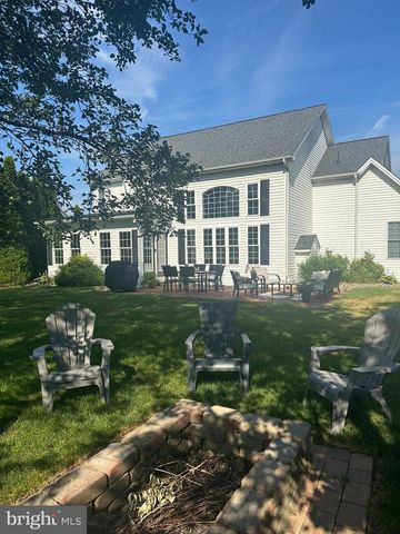 2332 OCRACOKE ISLAND COURT CT #86, Chambersburg, PA 17202