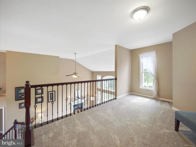 2332 OCRACOKE ISLAND COURT CT, Chambersburg, PA 17202