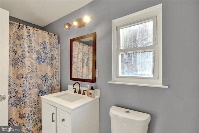 1118 FOX RUN, Reading, PA 19606