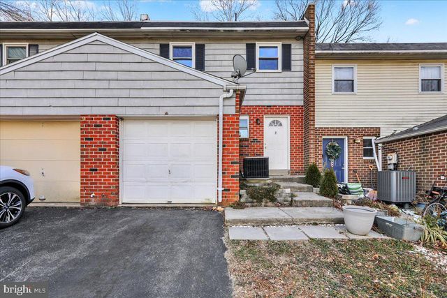 1118 FOX RUN, Reading, PA 19606
