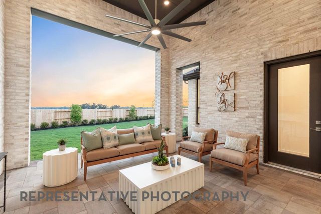 9111 Chirping Bird Lane, Montgomery, TX 77316