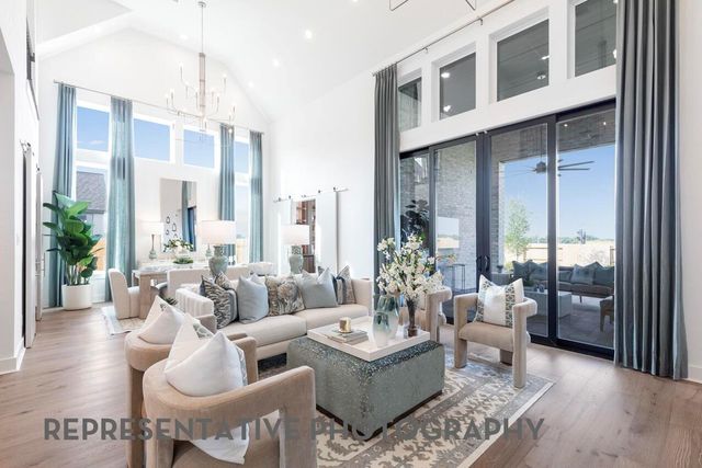 9111 Chirping Bird Lane, Montgomery, TX 77316