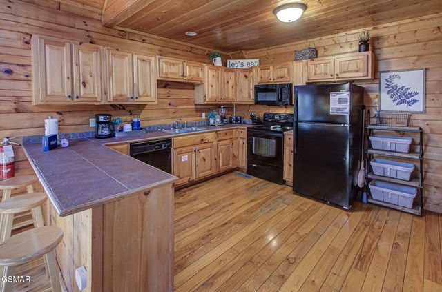 1548 Rainbow Ridge Way, Sevierville, TN 37862