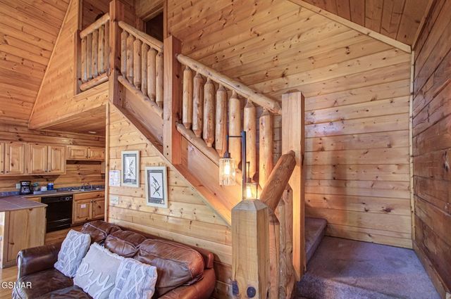 1548 Rainbow Ridge Way, Sevierville, TN 37862