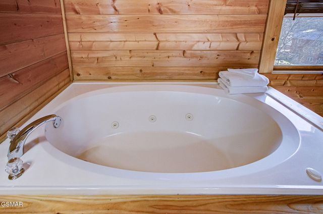 1548 Rainbow Ridge Way, Sevierville, TN 37862