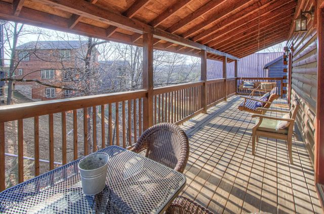 1548 Rainbow Ridge Way, Sevierville, TN 37862