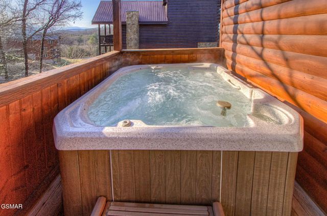 1548 Rainbow Ridge Way, Sevierville, TN 37862