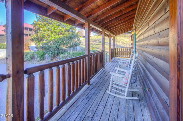 1548 Rainbow Ridge Way, Sevierville, TN 37862