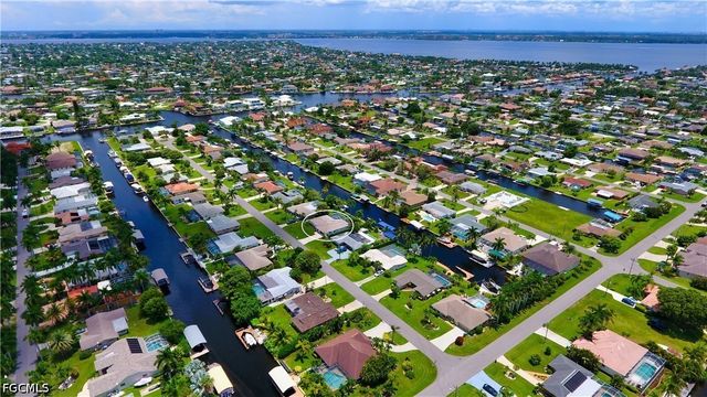 154 SW 52nd ST, Cape Coral, FL 33914