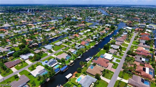 154 SW 52nd ST, Cape Coral, FL 33914