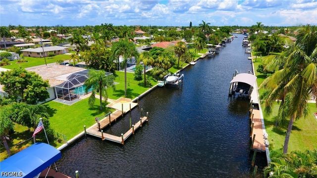 154 SW 52nd ST, Cape Coral, FL 33914
