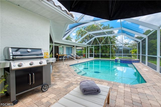 154 SW 52nd ST, Cape Coral, FL 33914