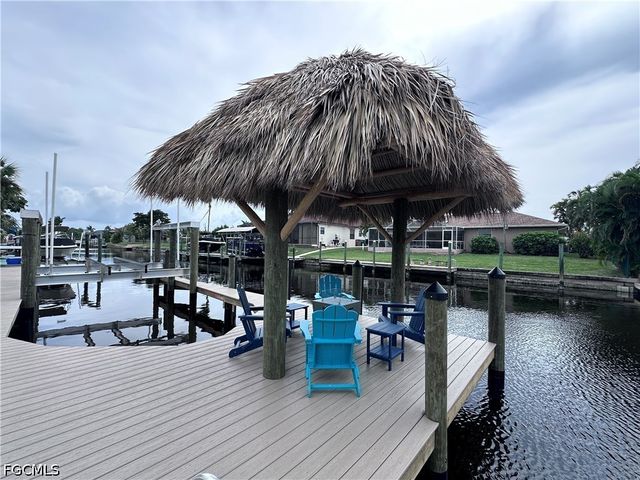 154 SW 52nd ST, Cape Coral, FL 33914