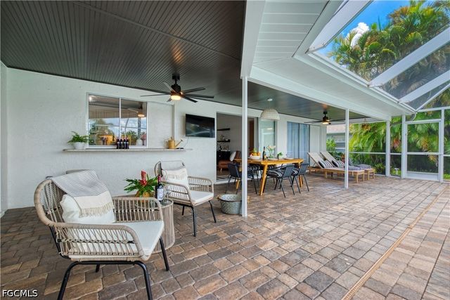 154 SW 52nd ST, Cape Coral, FL 33914
