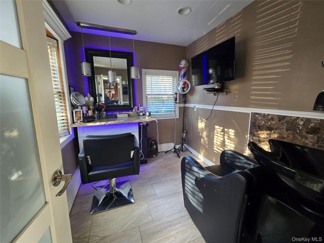 522 Rowlinson Drive, Shirley, NY 11967