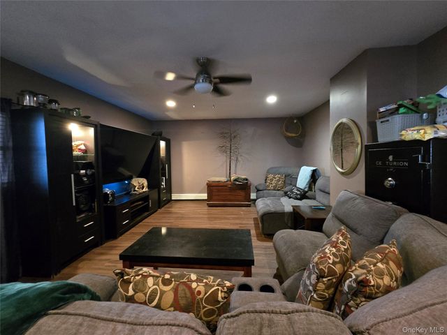 522 Rowlinson Drive, Shirley, NY 11967