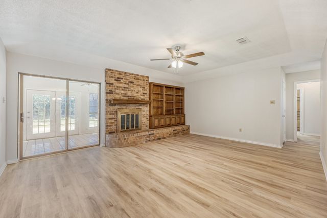 1507 Elaine Street, Weatherford, TX 76086