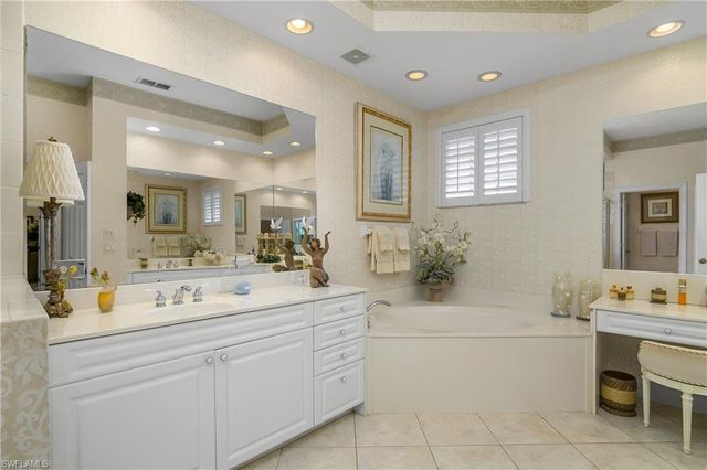 9540 Cypress Hammock CIR # 201, Estero, FL 34135