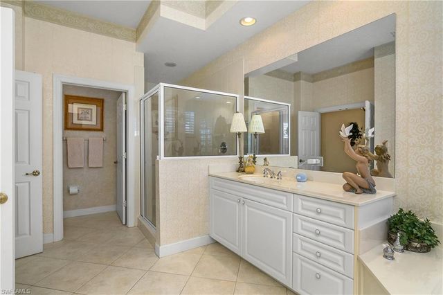 9540 Cypress Hammock CIR # 201, Estero, FL 34135