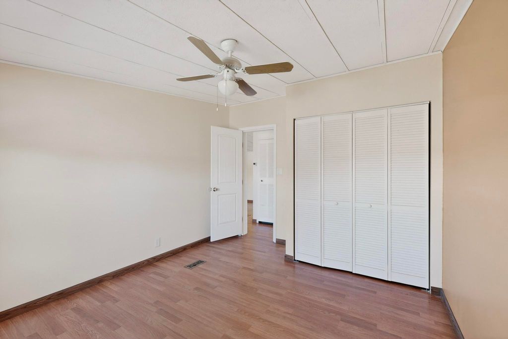 Image 33 of property listing at 9 Tiger Road, Edgewood, NM 87015