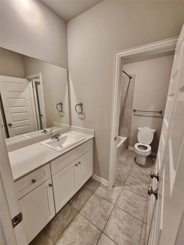 3936 Chesapeake Lane, Forney, TX 75114