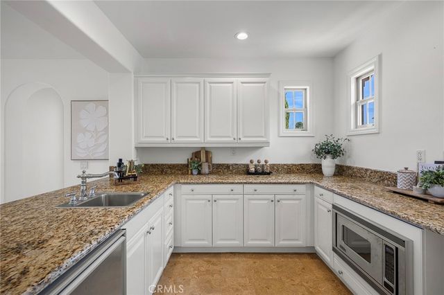 3 Kent Court, Ladera Ranch, CA 92694