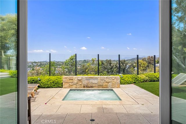 3 Kent Court, Ladera Ranch, CA 92694
