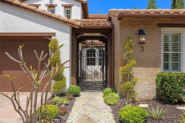 3 Kent Court, Ladera Ranch, CA 92694
