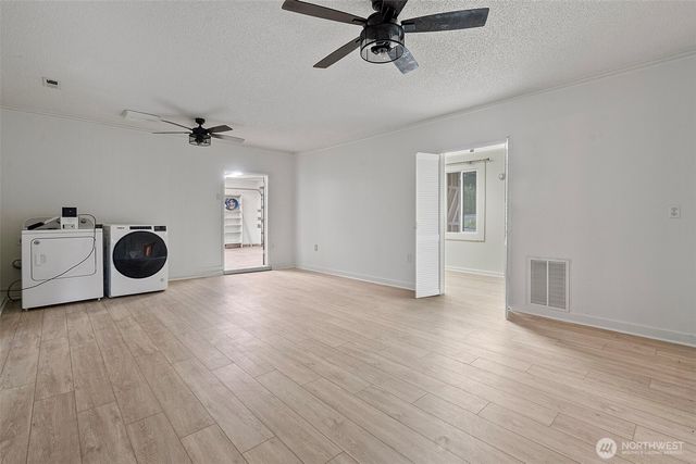 14403 SE 139th Place, Renton, WA 98059