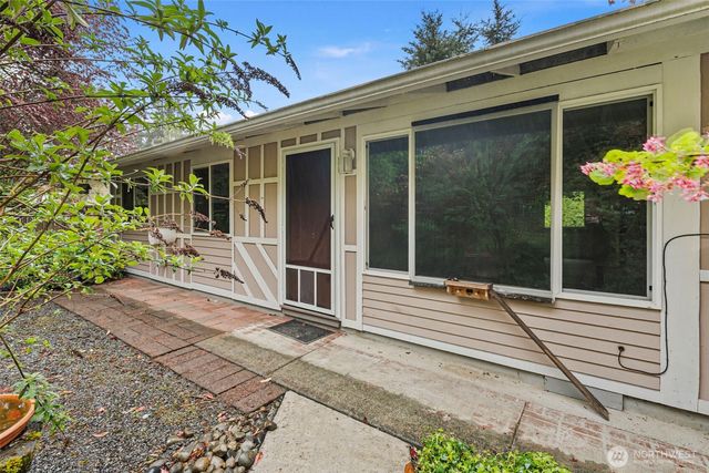 14403 SE 139th Place, Renton, WA 98059