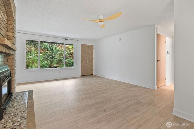 14403 SE 139th Place, Renton, WA 98059