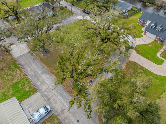 5018 Imperial Drive, Houma, LA 70360