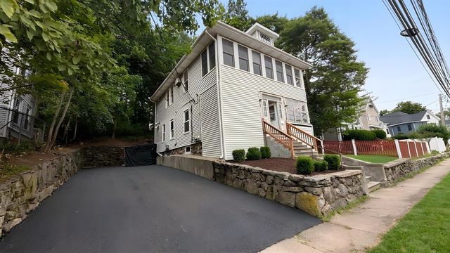 45 Columbus Ave 1, Waltham, MA 02451