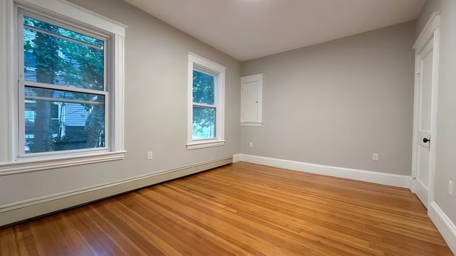 45 Columbus Ave 1, Waltham, MA 02451