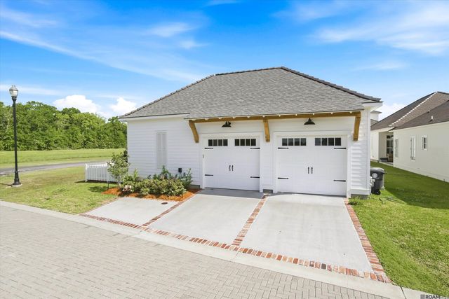 14638 Saint Michael St, Baton Rouge, LA 70820