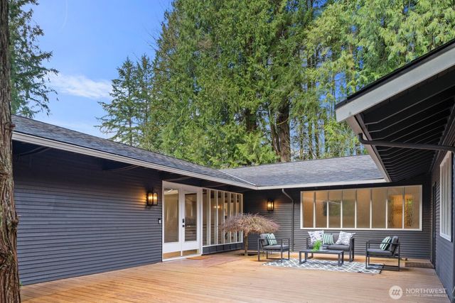 1520 Sycamore Drive SE, Issaquah, WA 98027
