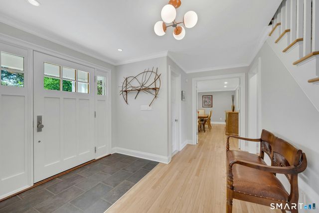 129 Emery Drive East, Stamford, CT 06902