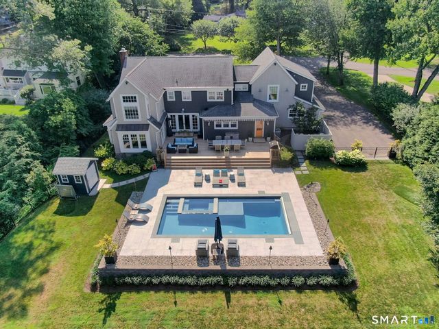 129 Emery Drive East, Stamford, CT 06902