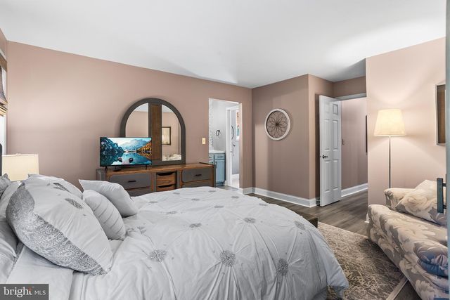 4 TALLWOOD CT, Columbus, NJ 08022