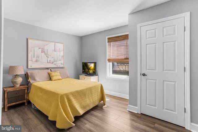 4 TALLWOOD CT, Columbus, NJ 08022