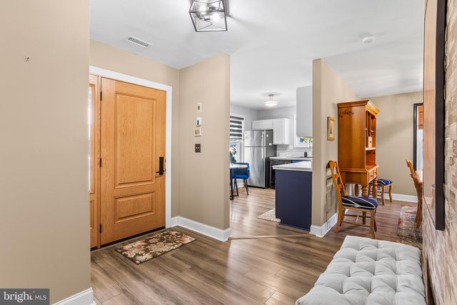 4 TALLWOOD CT, Columbus, NJ 08022